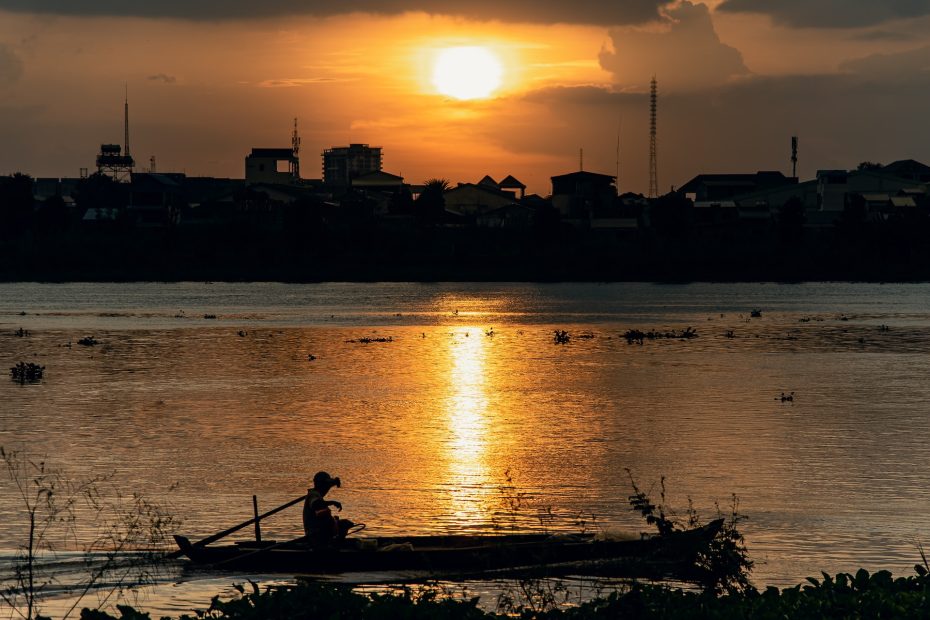 Phnom Penh Sunset Boat Tour